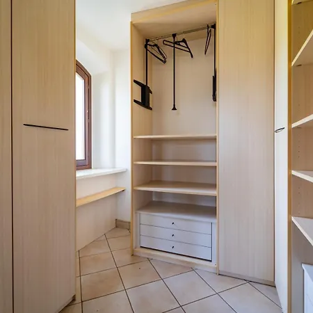 Tenuta Oltrevento Villa Dogliani