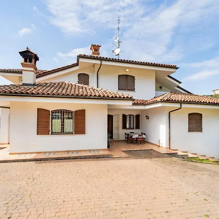 Tenuta Oltrevento Villa Dogliani