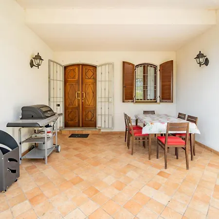 Villa Tenuta Oltrevento Dogliani